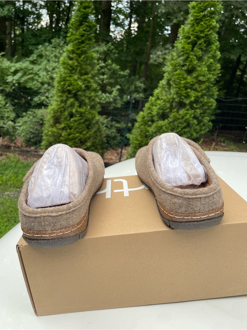 NIB Earth Ezra 2 Clogs Size 10 Woman’s - Picture 4 of 8